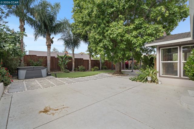 3403 Lime Tree Ct, Walnut Creek, CA 94598