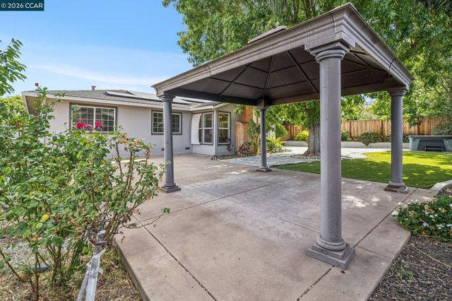 3403 Lime Tree Ct, Walnut Creek, CA 94598