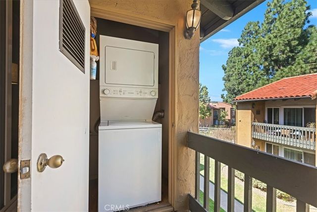 17099 W Bernardo 203, San Diego, CA 92127