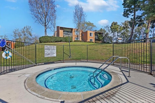 17099 W Bernardo 203, San Diego, CA 92127