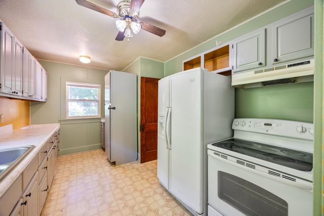 3310 4th Street, Des Moines, IA 50313