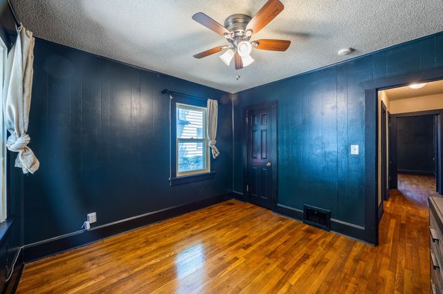 3310 4th Street, Des Moines, IA 50313