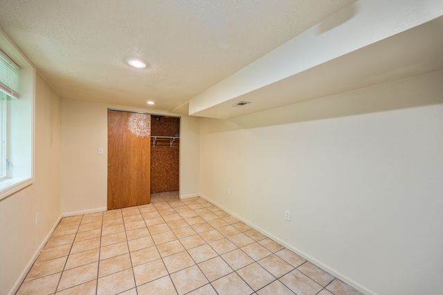 3310 4th Street, Des Moines, IA 50313