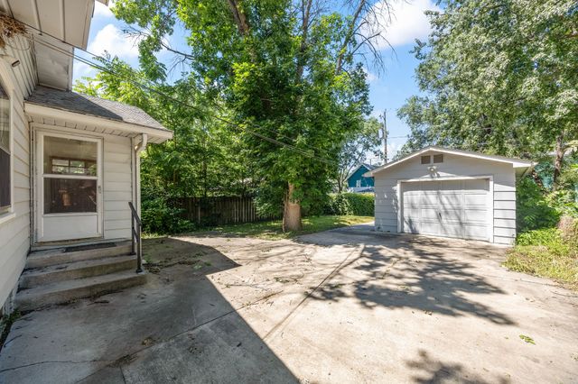 3310 4th Street, Des Moines, IA 50313