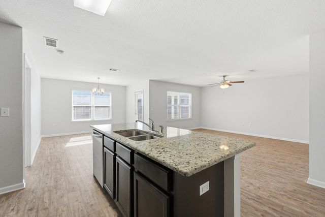 727 Widgeon Way, Crestview, FL 32539