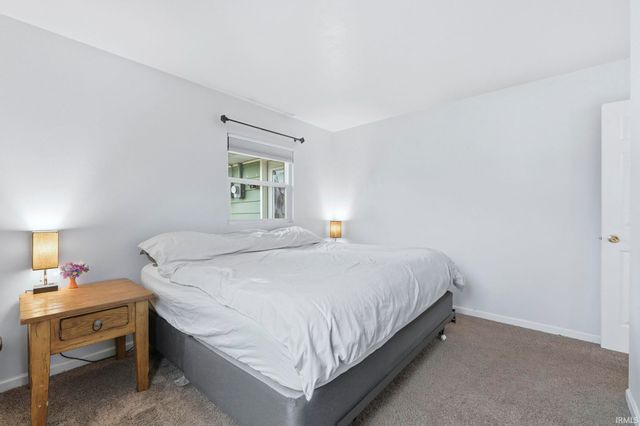 2814 Prairie Grove Drive, Fort Wayne, IN 46809