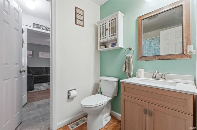 2814 Prairie Grove Drive, Fort Wayne, IN 46809