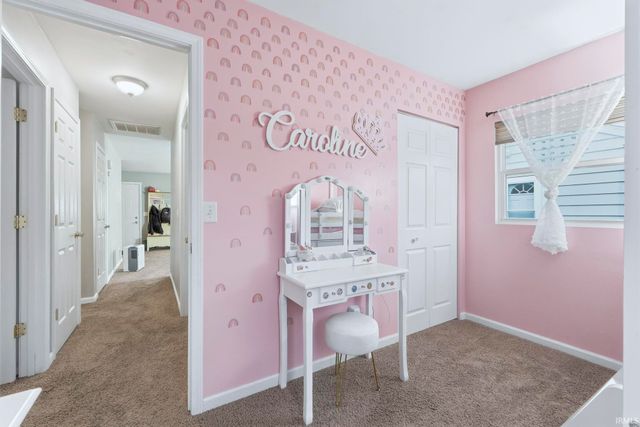 2814 Prairie Grove Drive, Fort Wayne, IN 46809