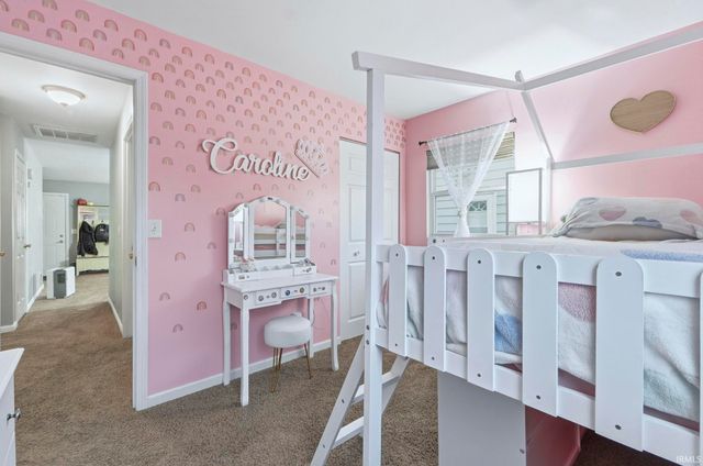 2814 Prairie Grove Drive, Fort Wayne, IN 46809