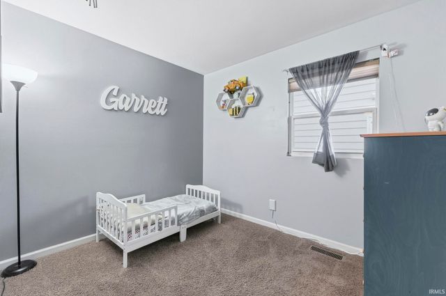 2814 Prairie Grove Drive, Fort Wayne, IN 46809