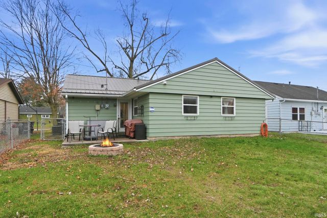 2814 Prairie Grove Drive, Fort Wayne, IN 46809