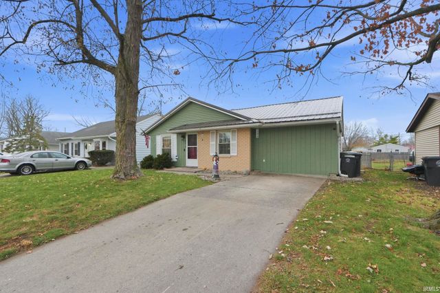 2814 Prairie Grove Drive, Fort Wayne, IN 46809