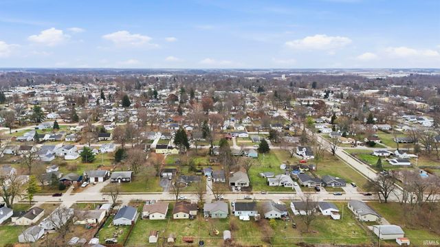 2814 Prairie Grove Drive, Fort Wayne, IN 46809