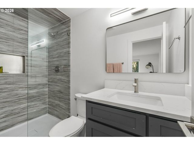 10220 Se MOUNT SCOTT Blvd, Portland, OR 97266