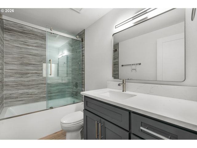 10220 Se MOUNT SCOTT Blvd, Portland, OR 97266