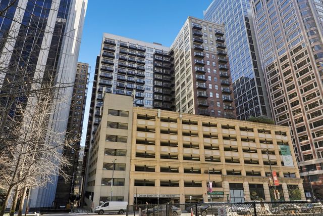 208 W Washington Street 1010, Chicago, IL 60606