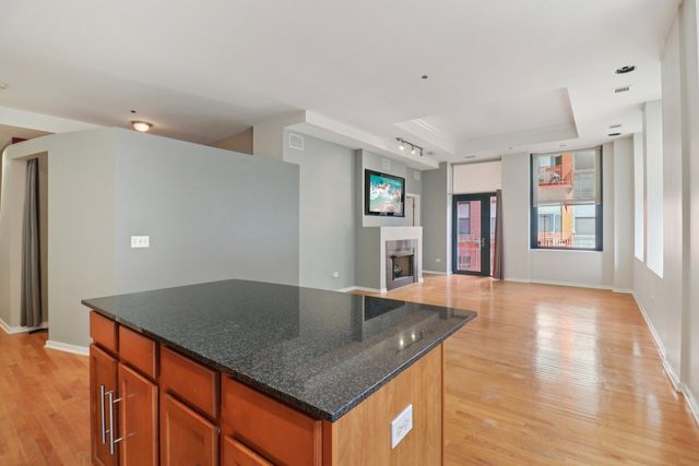 208 W Washington Street 1010, Chicago, IL 60606