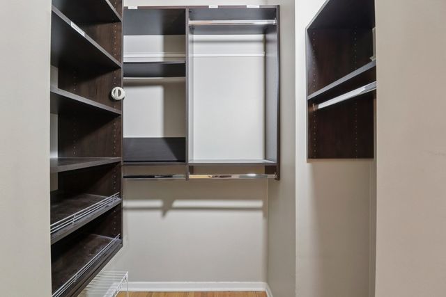 208 W Washington Street 1010, Chicago, IL 60606