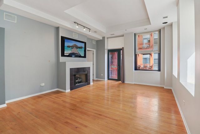 208 W Washington Street 1010, Chicago, IL 60606