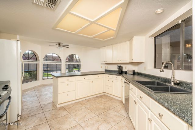 4128 E Paradise Drive, Phoenix, AZ 85028