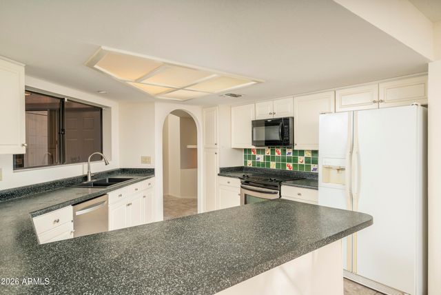 4128 E Paradise Drive, Phoenix, AZ 85028