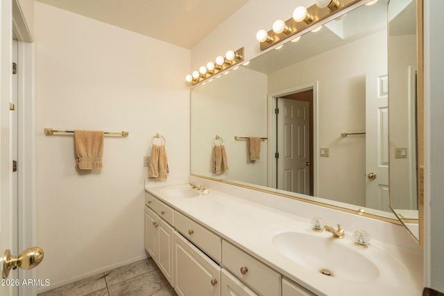 4128 E Paradise Drive, Phoenix, AZ 85028
