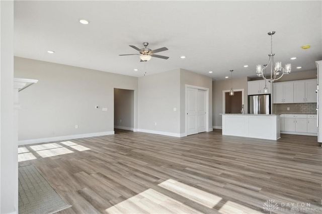 1427 Triple Crown Way, Beavercreek Twp, OH 45385