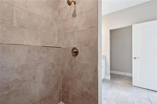 1427 Triple Crown Way, Beavercreek Twp, OH 45385