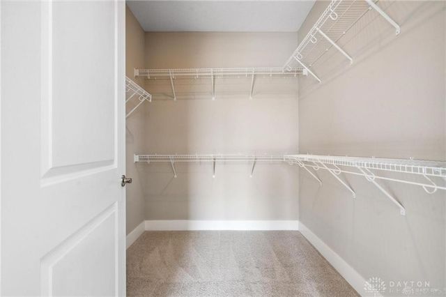 1427 Triple Crown Way, Beavercreek Twp, OH 45385