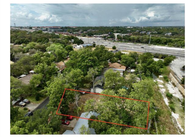 904 Hermitage DR, Austin, TX 78753