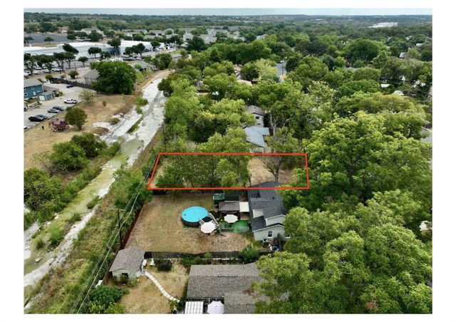 904 Hermitage DR, Austin, TX 78753