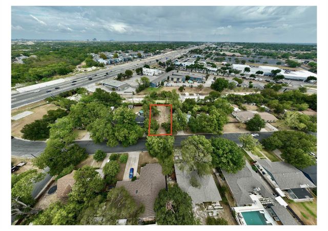 904 Hermitage DR, Austin, TX 78753