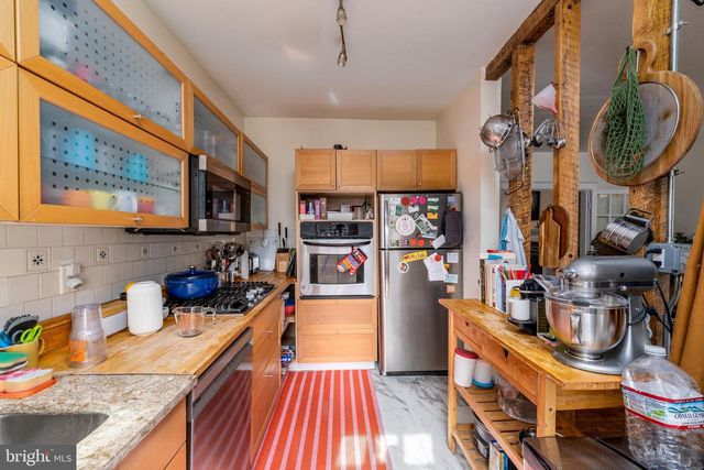 3421 UNIVERSITY PL, Baltimore, MD 21218