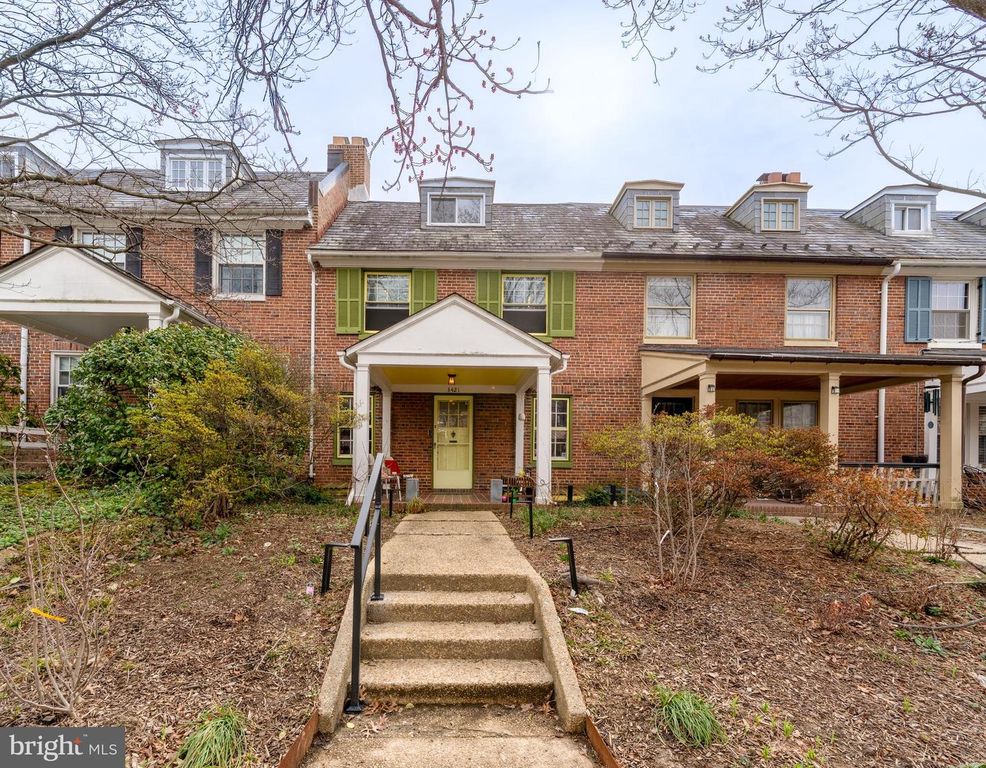 3421 UNIVERSITY PL, Baltimore, MD 21218