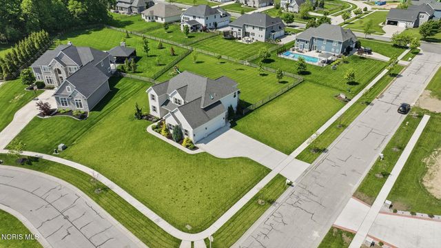 1001 Wilderness Court, Perrysburg, OH 43551