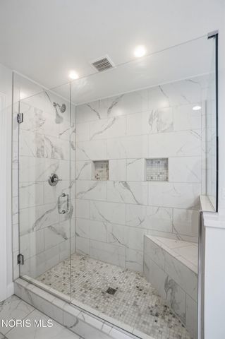 1001 Wilderness Court, Perrysburg, OH 43551