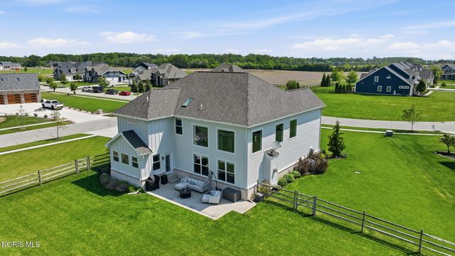 1001 Wilderness Court, Perrysburg, OH 43551