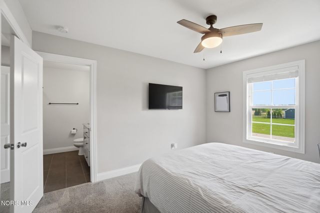 1001 Wilderness Court, Perrysburg, OH 43551
