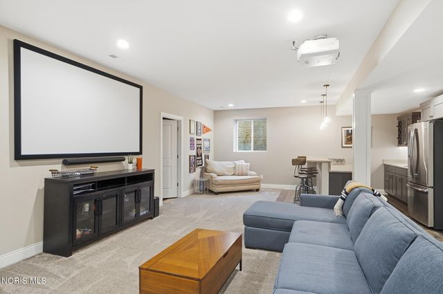 1001 Wilderness Court, Perrysburg, OH 43551