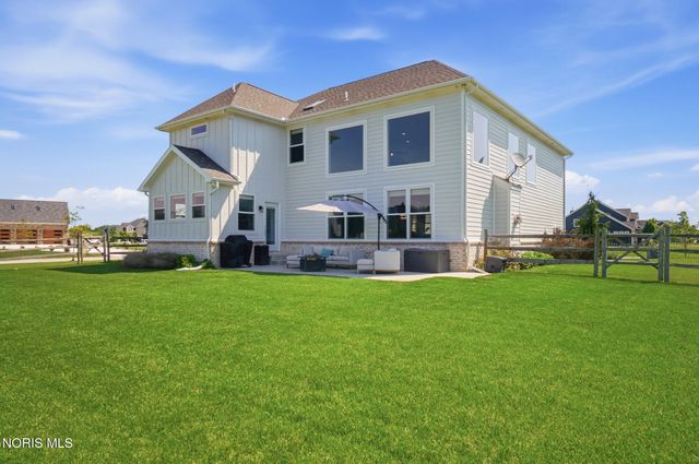 1001 Wilderness Court, Perrysburg, OH 43551