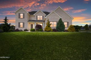 1001 Wilderness Court, Perrysburg, OH 43551