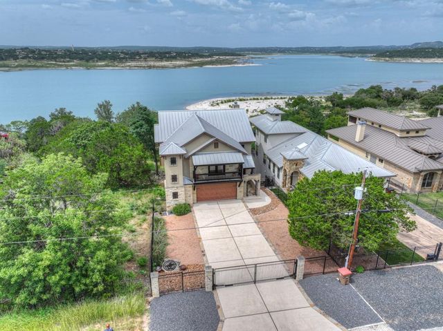 1746 Stagecoach DR, Canyon Lake, TX 78133