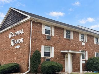 1461 Willard Avenue B, Newington, CT 06111