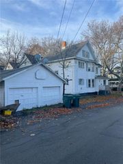 26-28 Lakeview Terrace, Rochester, NY 14613