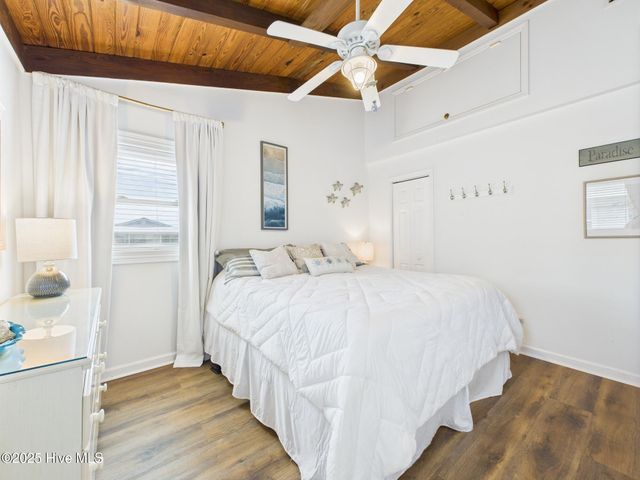 117 Salisbury Street, Holden Beach, NC 28462