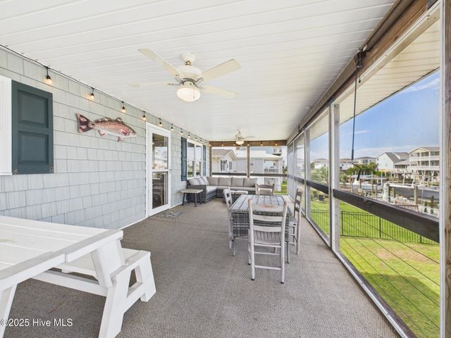 117 Salisbury Street, Holden Beach, NC 28462