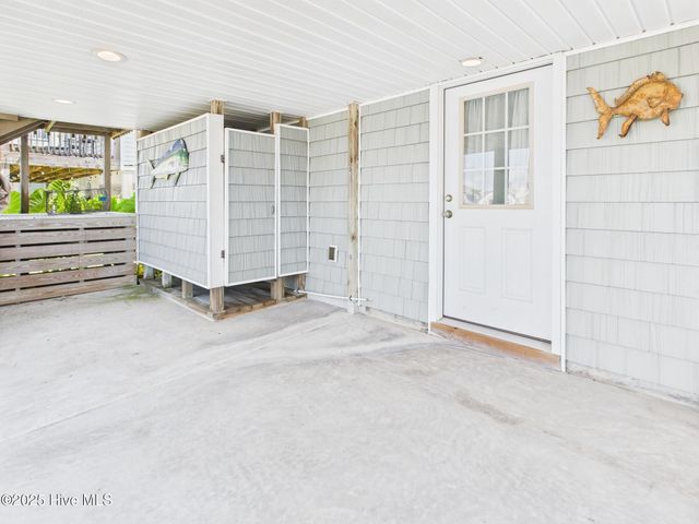 117 Salisbury Street, Holden Beach, NC 28462