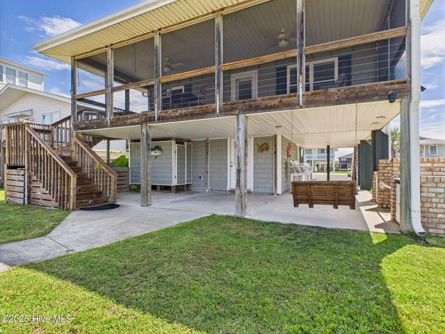 117 Salisbury Street, Holden Beach, NC 28462