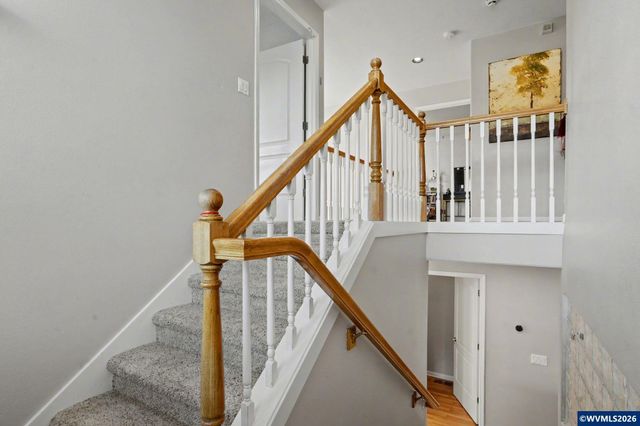 1683 Skyway St S, Salem, OR 97302