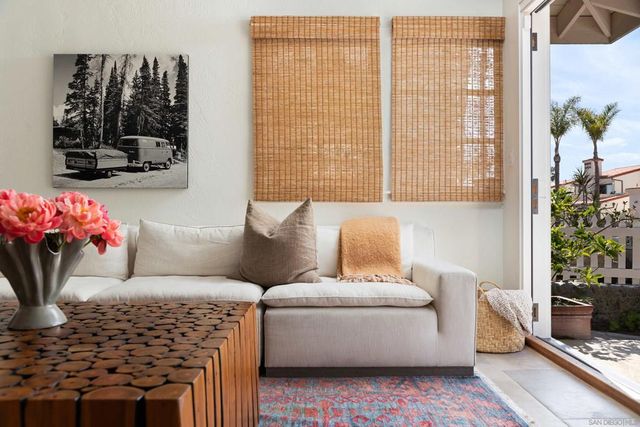 335 Gravilla Street, La Jolla, CA 92037